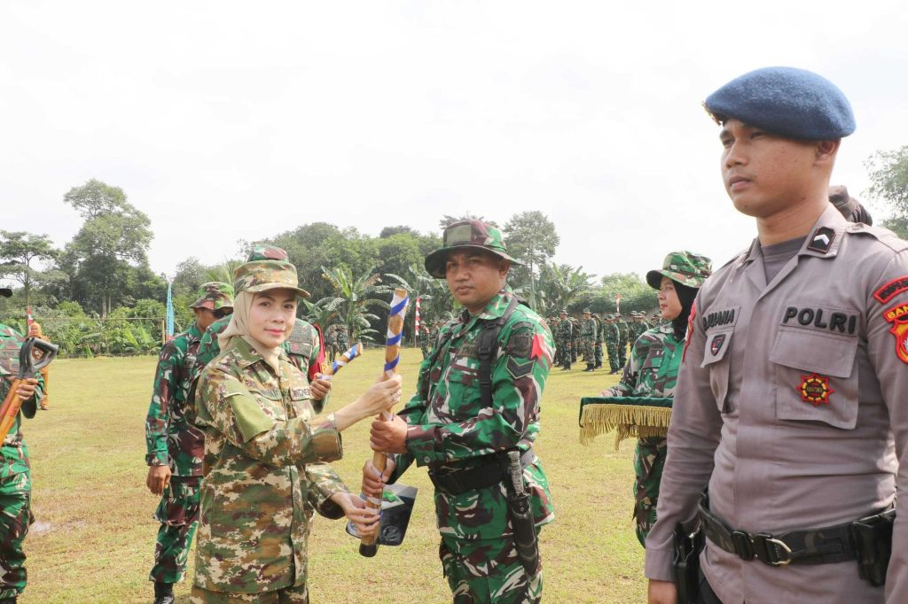 3873035feb191d8a3873035feb191d8a7478ce76-b755-4c85-a037-2d134917dc4e