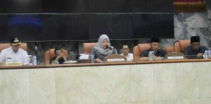 eabd23d5c835dcb4eabd23d5c835dcb4c27f663b-9c0e-4bbc-9d82-73fe08405b67