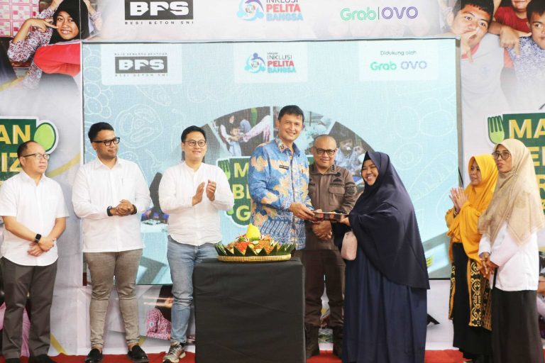 ebf1a90f30bcb20eebf1a90f30bcb20e75bf66ed-e891-4f41-81d6-ed2dcaefa4e2