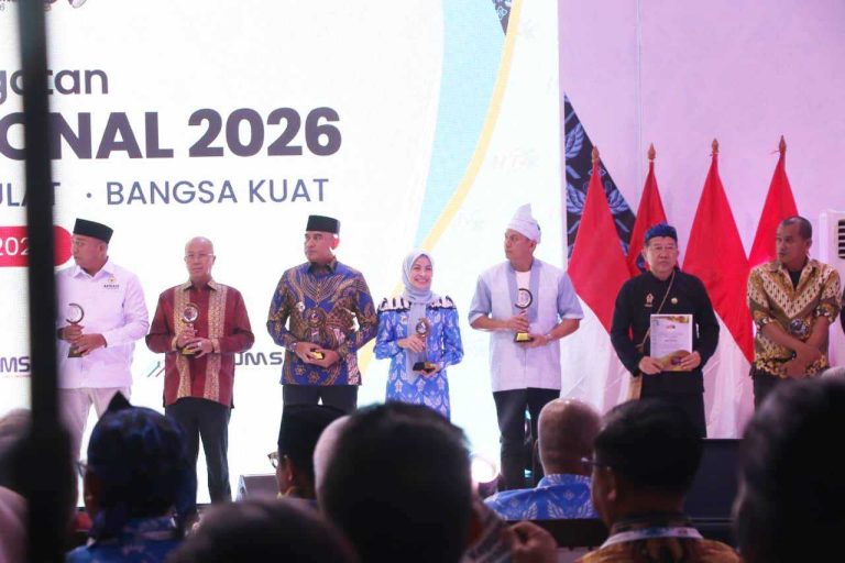 f17f6ffaa6a5ad36f17f6ffaa6a5ad364762769c-0e2f-4521-89bc-229c734e4f7b