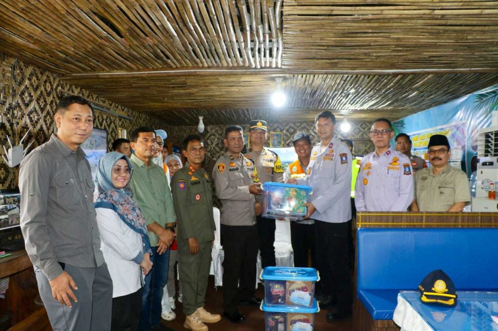 1366ba1d0e6f99a61366ba1d0e6f99a6f5f02e85-b4e6-4965-af41-0c8bbe5b5dbf