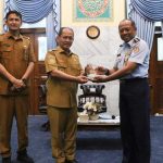 bee3178143d2ce03bee3178143d2ce0392ff31b1-79fa-4002-97d2-16e1150e9365