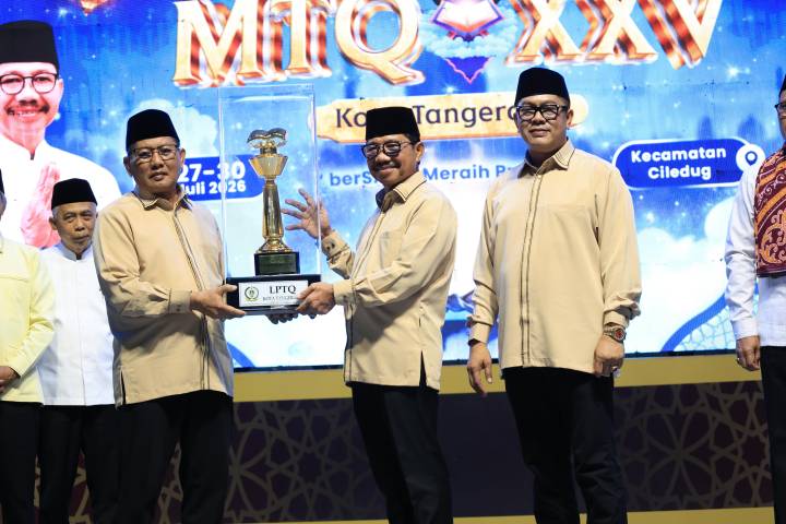 bank-foto-15nqc3HB3JXyb6q1dcuG1785173315